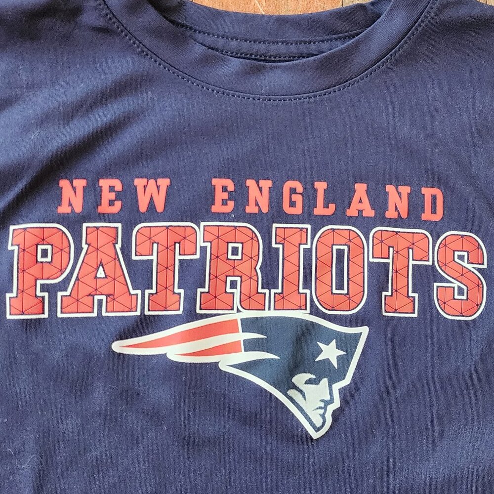 NFL New England Patriots Boys T-Shirt Size Large - Picture 4 of 10